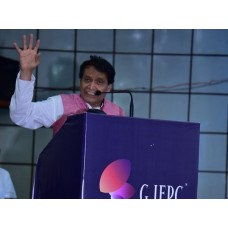 Prabhu Inaugurates CFC at Amreli